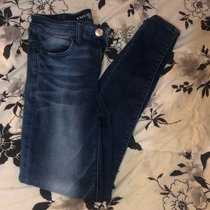 Skinny American eagle jeans size 2 stretch